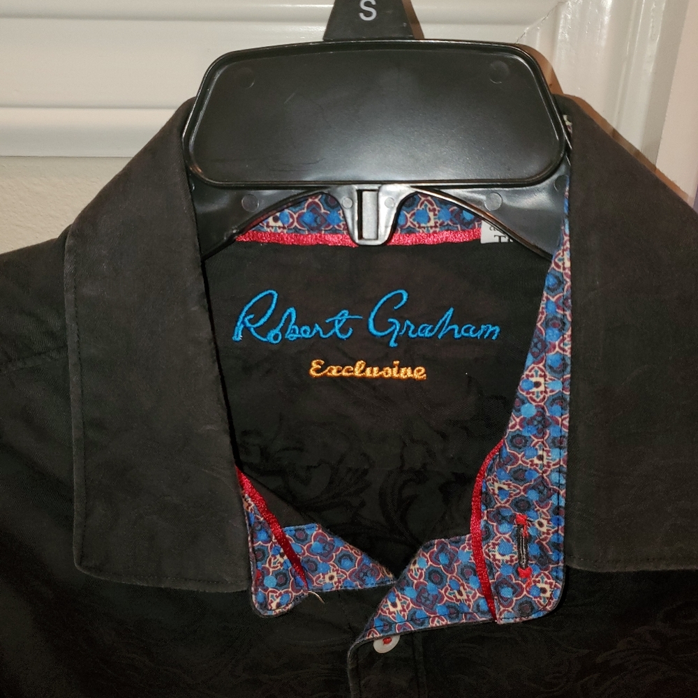 Shirt - Picture 2 of 2